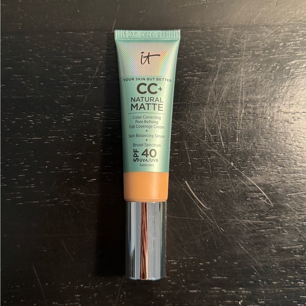 IT Cosmetics CC+ Cream Natural Matte, Medium Tan, 1.08 fl oz